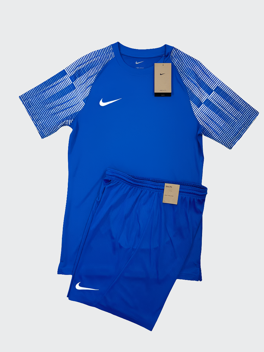 Ensemble Nike